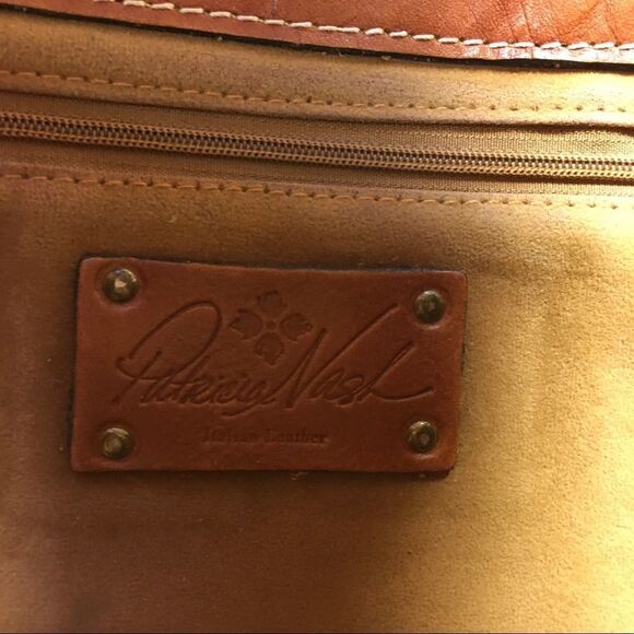 PATRICIA NASH ITALIAN LEATHER STUDDED SADDLE BAG - Picture 10 of 15